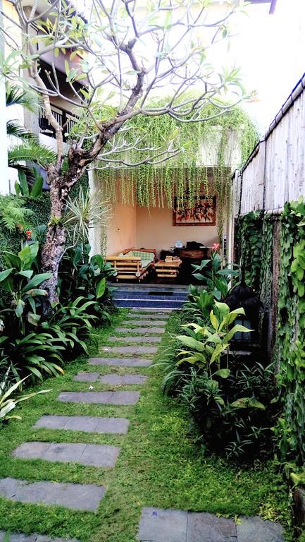 Ngetis Home Stay Sanur Exterior foto